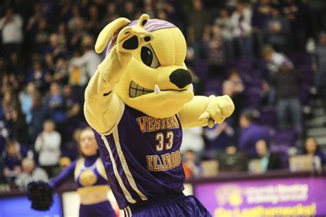 The Western Illinois College Mascot: A Beloved Figure in School History